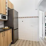 Tavira Apartment, By Hopstays *