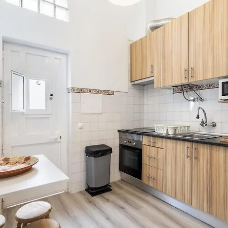 Tavira Apartment, By Hopstays Santa Luzia (Tavira)