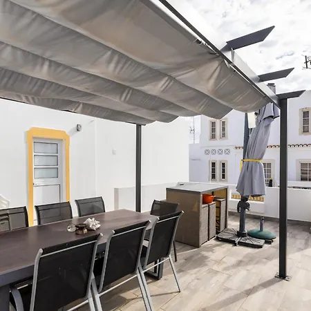 Tavira Apartment, By Hopstays * Санта-Лузия