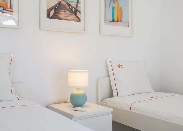 Tavira Apartment, By Hopstays *